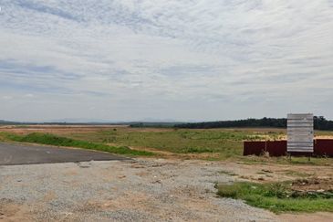 Muar Industrial Land