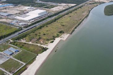 Pulau Indah Industrial Area