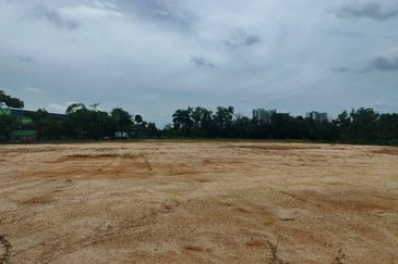 Plentong Industrial Land