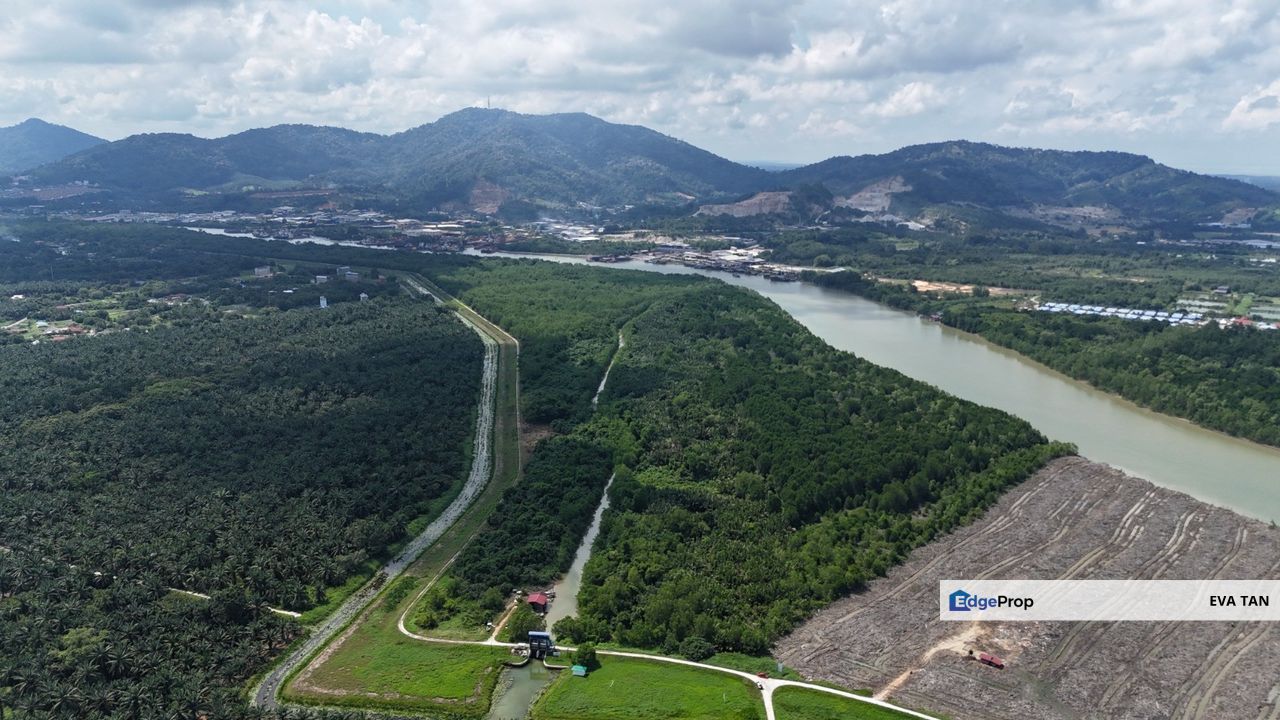 Batu Pahat Heavy Industrial Land for sale, Johor, Batu Pahat