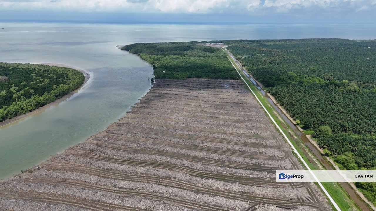 Batu Pahat Heavy Industrial Land for sale, Johor, Batu Pahat