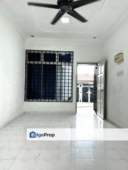 Tmn University Jln Kebangsaan single sty Skudai Renovated Unit , Johor, Skudai