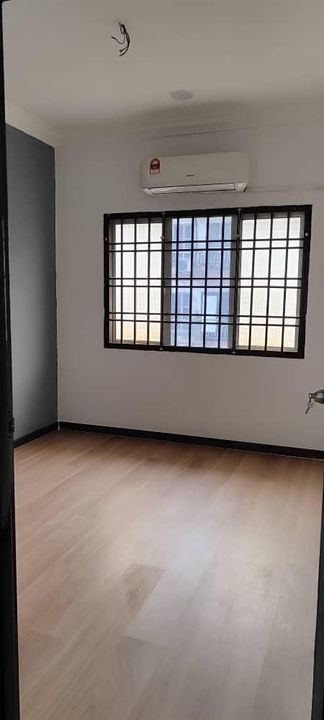 Tmn Tampoi Indah Villa Rose Town House Upper Floor , Johor, Tampoi