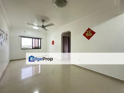 Flat Pelangi Indah Ulu Tiram Renovated unit  Gated & Guarded , Johor, Ulu Tiram