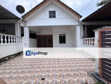 Single sty with Mezzanine floor Renovated house , Johor, Skudai