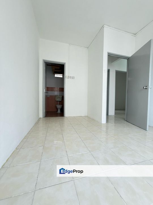Flat Bukit Indah  Skudai , Johor, 