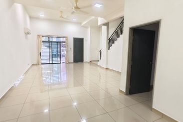 The Canal Garden South, Horizon Hills