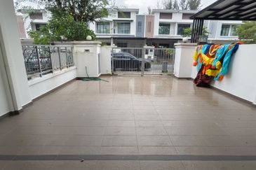 The Canal Garden South, Horizon Hills