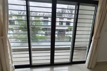 The Canal Garden South, Horizon Hills