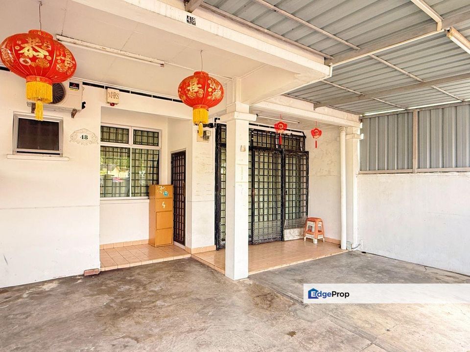 Tmn Putri Wangsa jln Lading Singlec sty End Lot with Land , Johor, Ulu Tiram