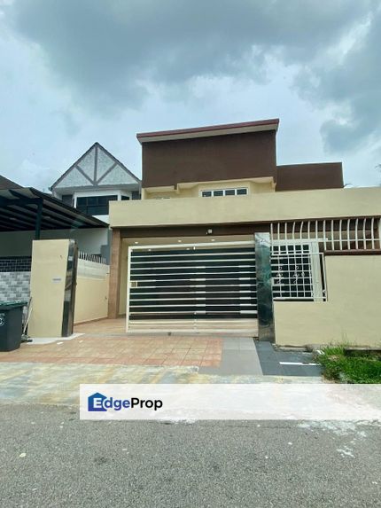 Tmn Desa Cemerlang Double sty Low Cost End Lot Renovated , Johor, Ulu Tiram