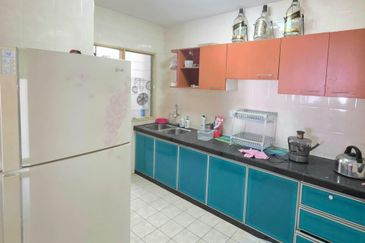 Prima Regency (Dorchester Court)