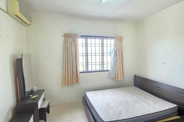 Prima Regency (Dorchester Court)