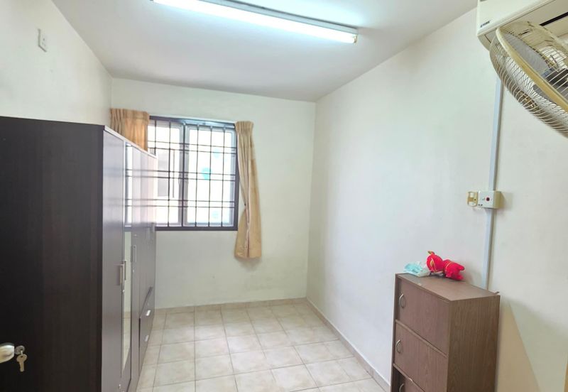 Prima Regency (Dorchester Court)