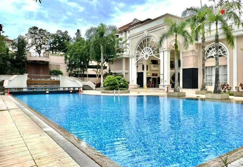 Prima Regency (Dorchester Court)