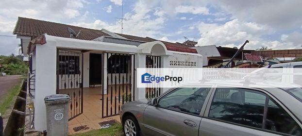 Tmn SRI Pulai Single sty End Lot Renovated unit , Johor, Skudai