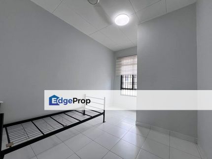 Tmn Nusa Bayu Near Bukit Indah Double sty Renovated , Johor, Nusajaya