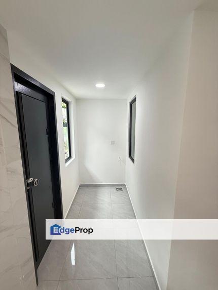 Tmn Damai Jaya jln Aman Double sty LMC fully renovated unit , Johor, Skudai