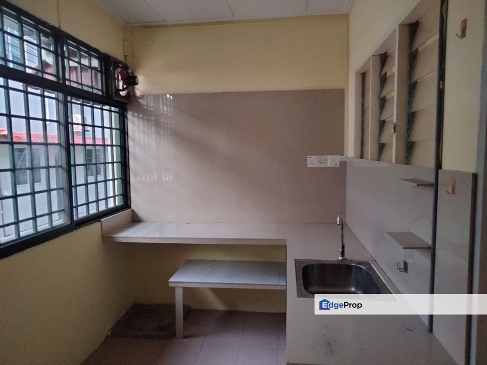 Tmn Nusa Jaya mas Double storey renovated unit , Johor, Skudai