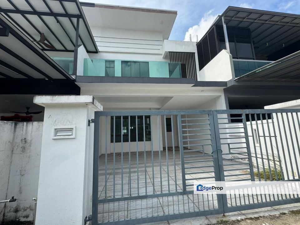 Tmn Bestari indah Double sty unit renovated , Johor, Ulu Tiram