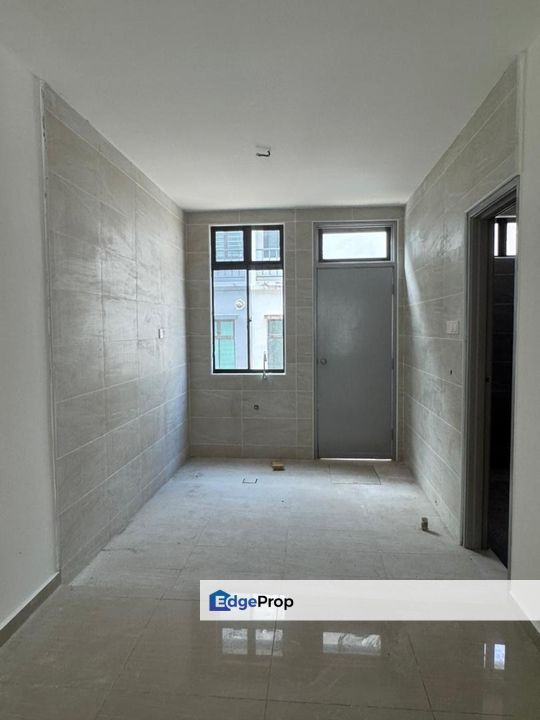 Tmn Bestari indah Double sty unit renovated , Johor, Ulu Tiram