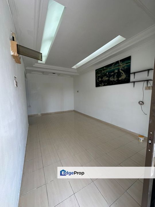 Taman University Single sty jln Kejayaan LC unit , Johor, Skudai