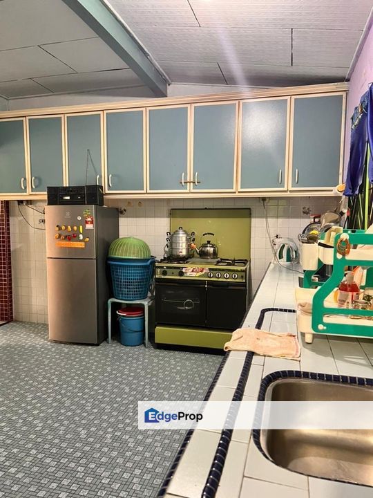 Tmn University Single sty Renovated unit , Johor, Skudai