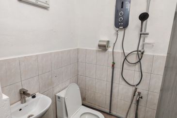 Flat Taman Ungku Tun Aminah