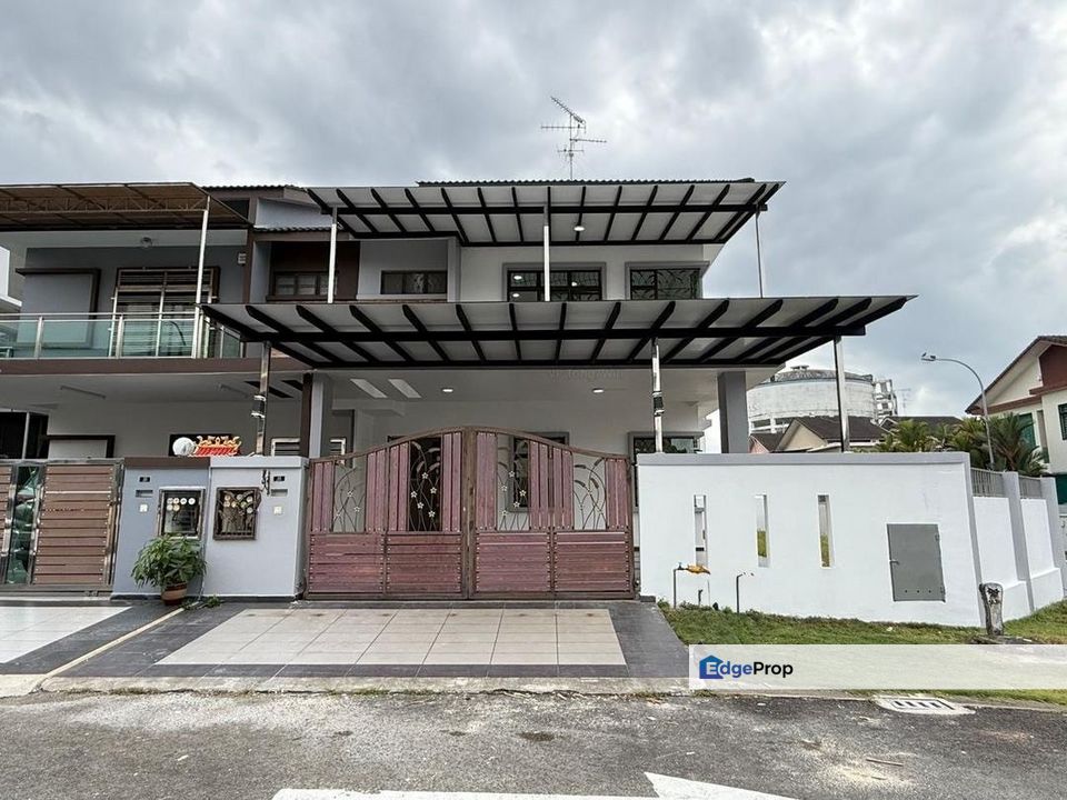 Tmn Mutiara Mas Double sty Cluster Corner Lot Renovated unit , Johor, Skudai