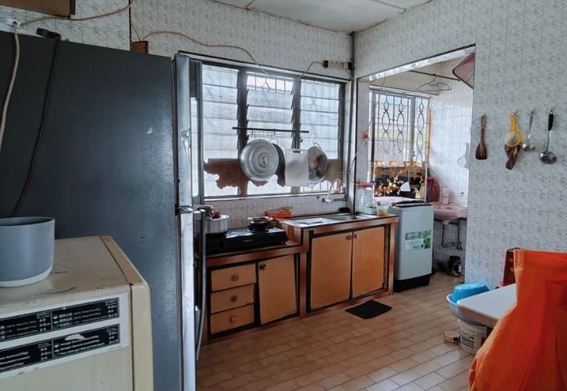 Flat Taman Ungku Tun Aminah