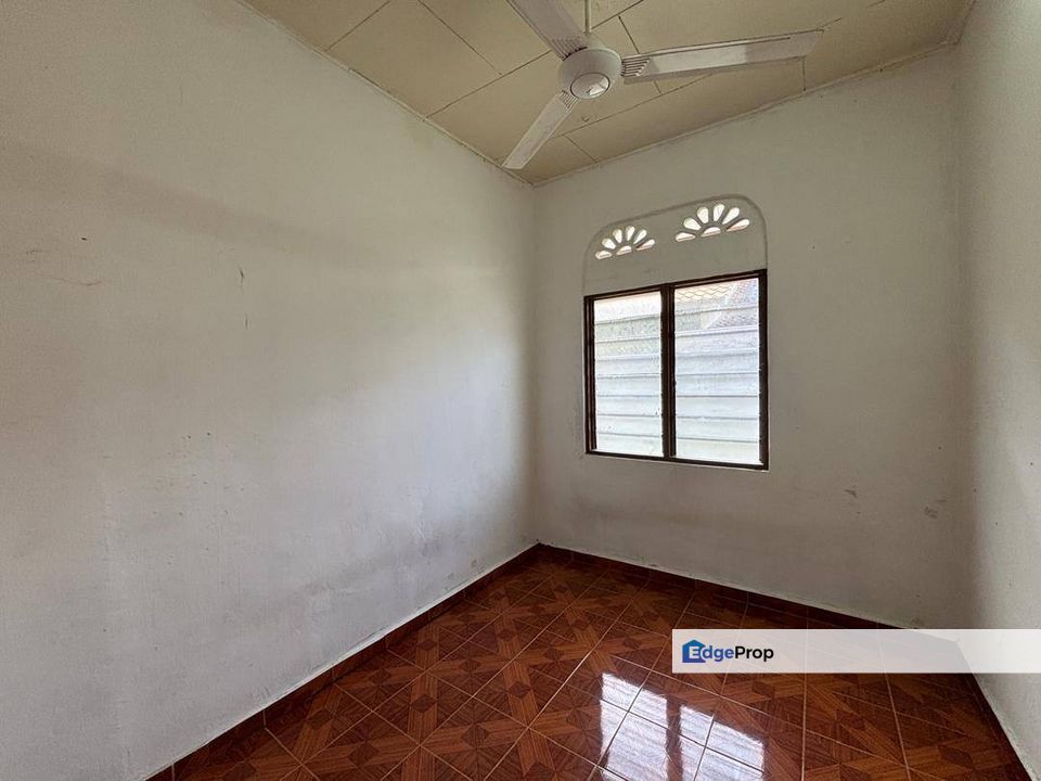 Taman Nusa Perintis Single sty Bungalow Lot Big Size , Johor, Gelang Patah