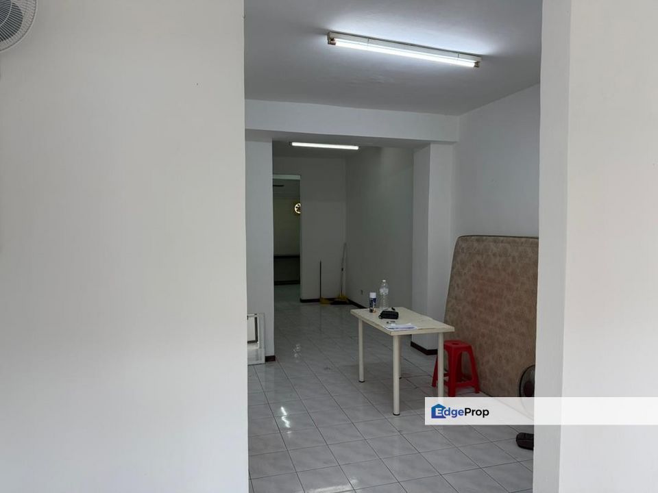 Taman Pulai Indah Double sty Renovated unit , Johor, Kangkar Pulai