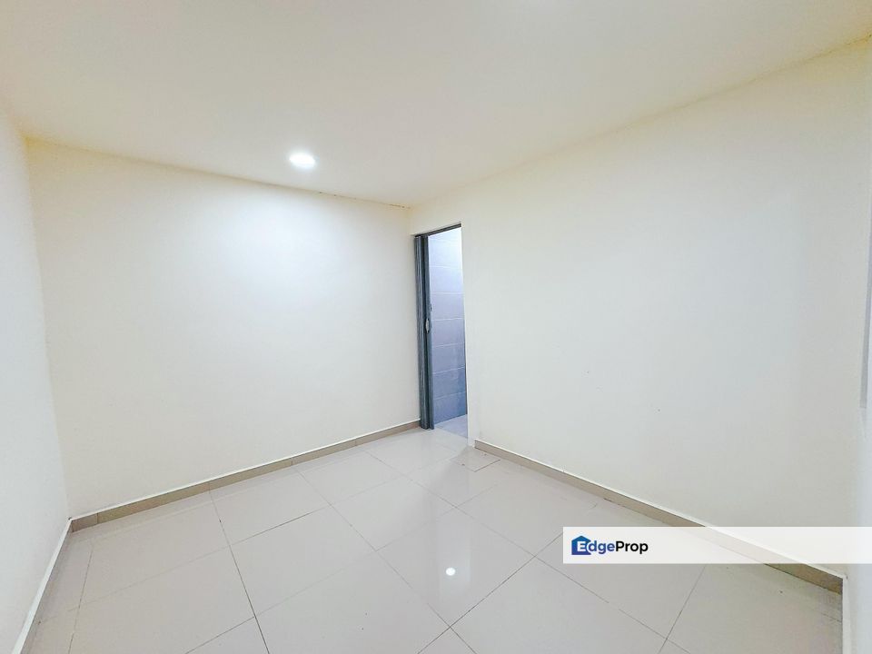 Taman Kobena Tampoi , Johor, Tampoi