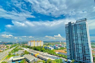 Dedaun Hijau (Greenfield Regency)