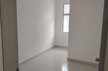 Meridin East @ Bistari Perdana @ Jalan Kemboja DOUBLE STOREY House