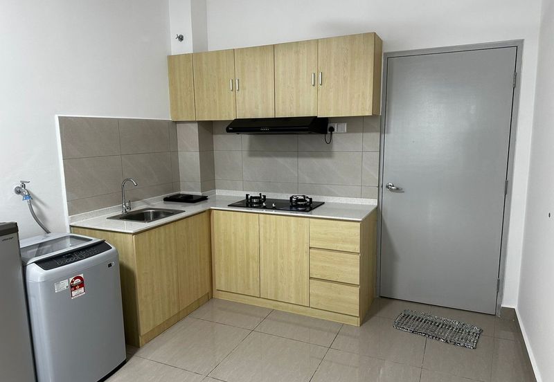 1Medini & Medini Signature