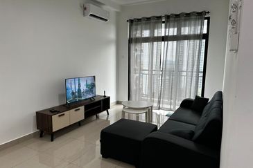 1Medini & Medini Signature