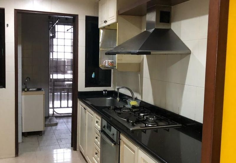 Aloha Tower Condominium