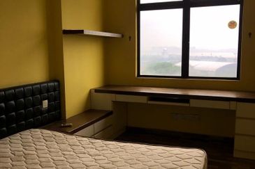 Aloha Tower Condominium