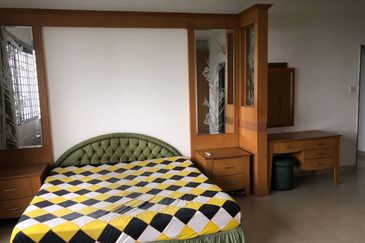 Aloha Tower Condominium