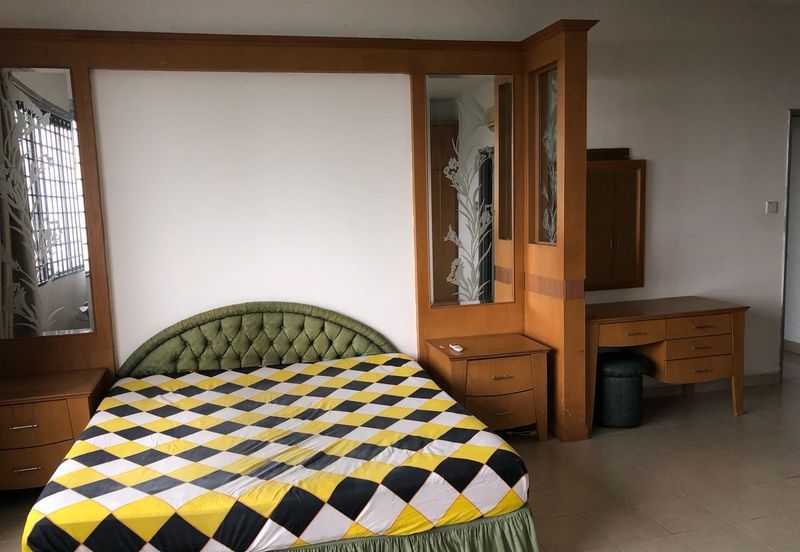 Aloha Tower Condominium