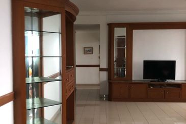 Aloha Tower Condominium