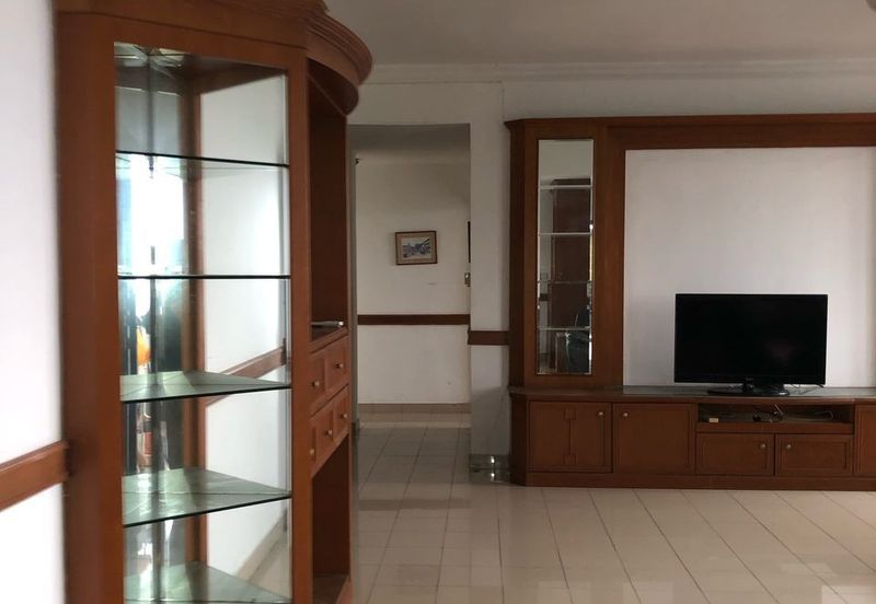 Aloha Tower Condominium