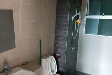 AdisonWest @Larkinton