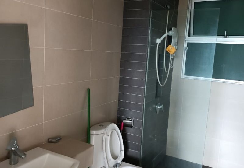 AdisonWest @Larkinton