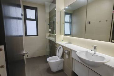 KSL D Esplanade, Taman Century