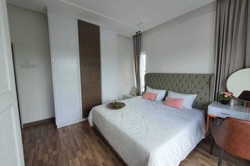 Freehold 2sty terrace house @ Puncak Alam, Ijok, Sungai Buloh