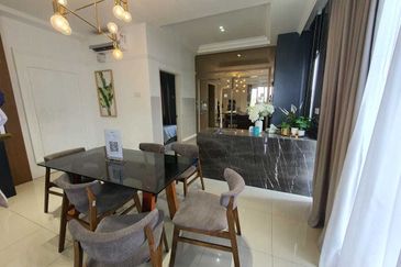 Freehold 2sty terrace house @ Puncak Alam, Ijok, Sungai Buloh