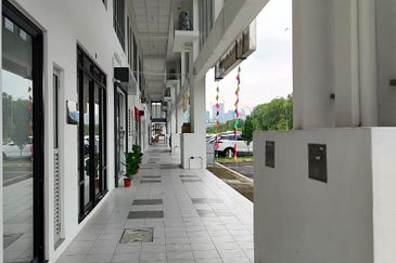 Jalan Kenari, Bandar Puchong Jaya