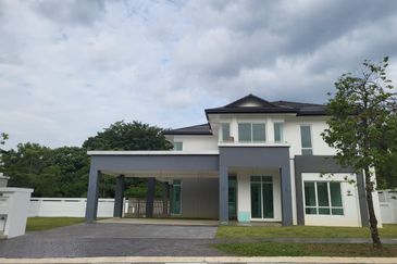 Sungai Buloh Country Resort